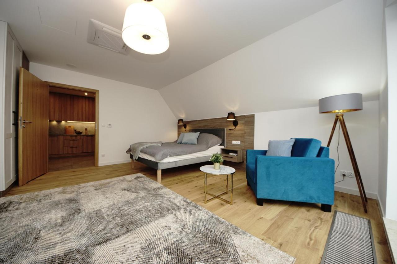 Bh Properties, Apartamenty Teatr Wybrzeze Srodmiescie Danzica Esterno foto