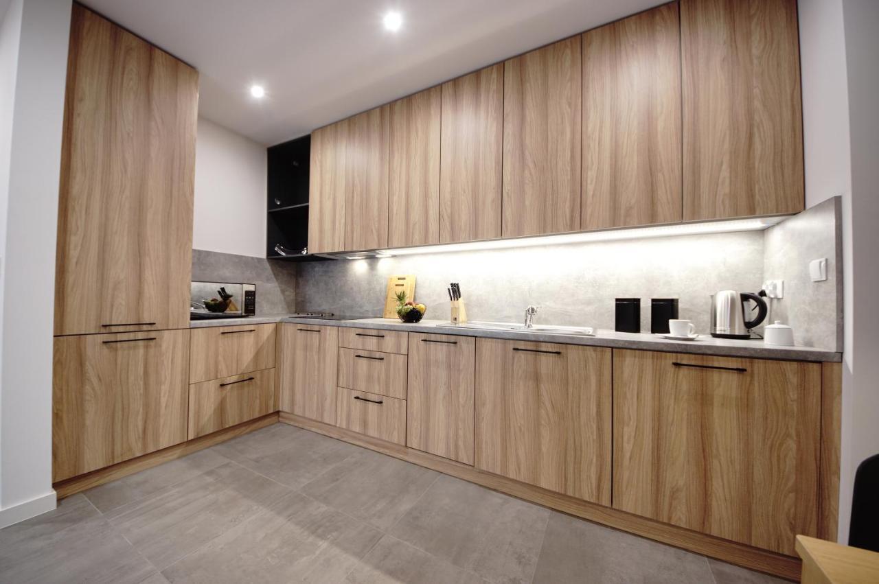 Bh Properties, Apartamenty Teatr Wybrzeze Srodmiescie Danzica Esterno foto