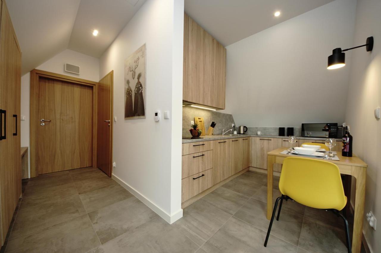 Bh Properties, Apartamenty Teatr Wybrzeze Srodmiescie Danzica Esterno foto