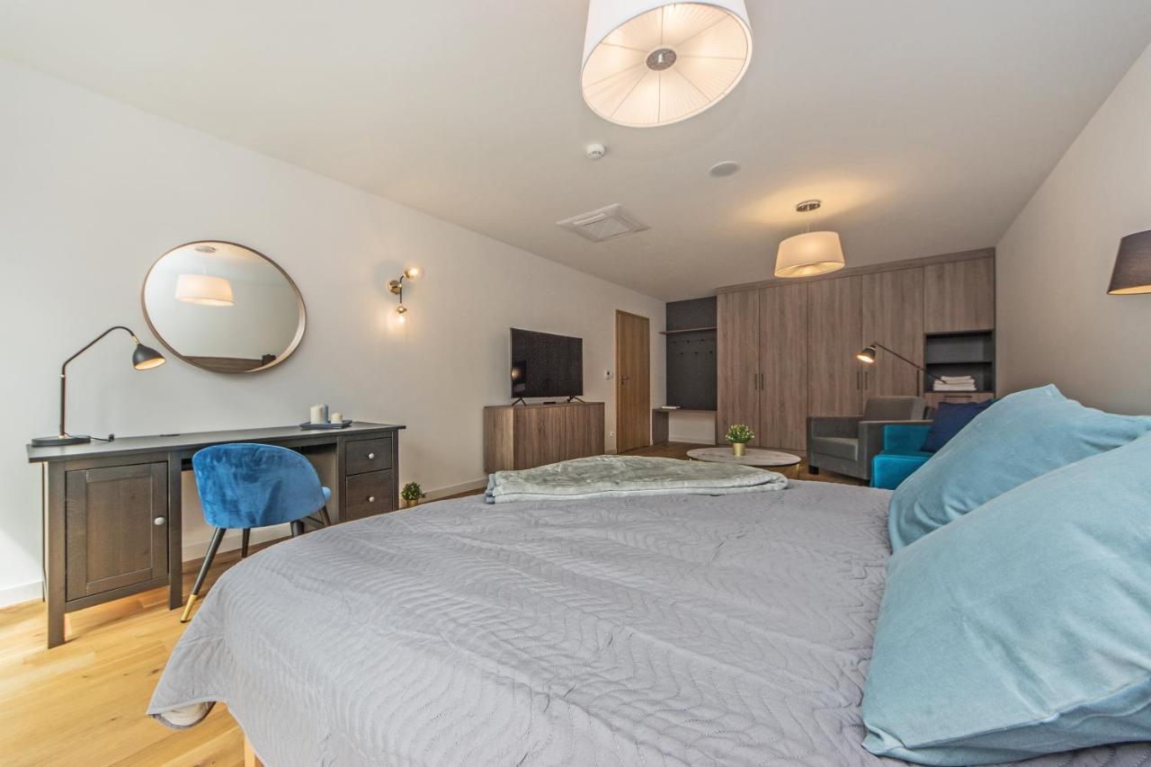 Bh Properties, Apartamenty Teatr Wybrzeze Srodmiescie Danzica Esterno foto