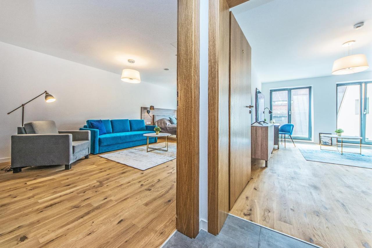 Bh Properties, Apartamenty Teatr Wybrzeze Srodmiescie Danzica Esterno foto
